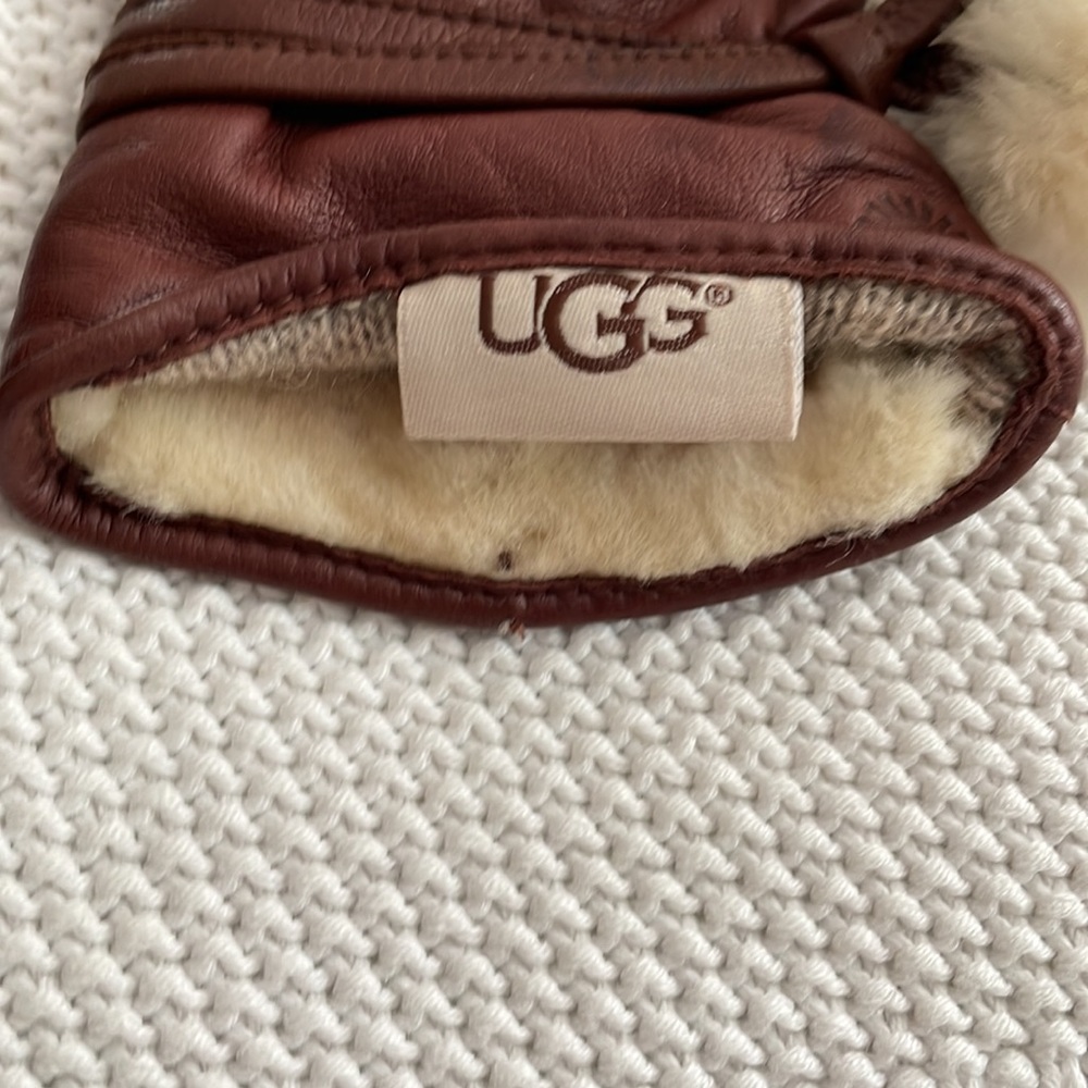 Euc Gloves - image 3